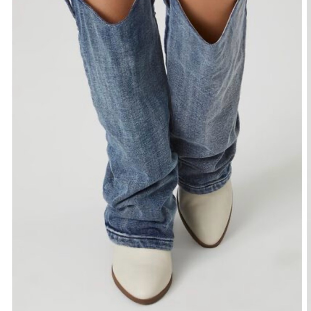Denim/Faux boots FOREVER 21